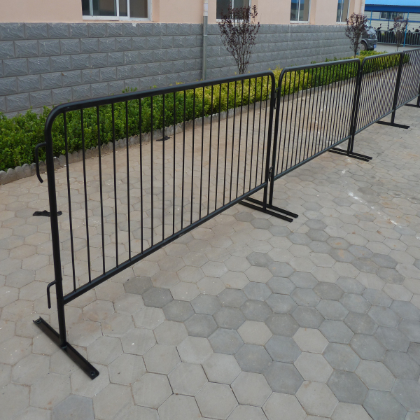 metal crowd control barrier