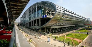 Fitur dan Fungsi Pameran
