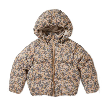 Cappotto con cappuccio in autunno e inverno per bambini