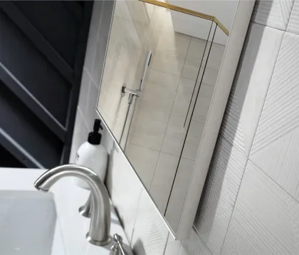 Wall-Mounted Bath Mirrors in Foshan