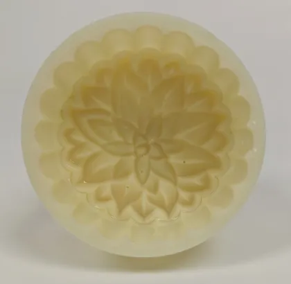 Hand Pressure Mooncake Mould - Quality Baking Tool for Pastry and Cookies