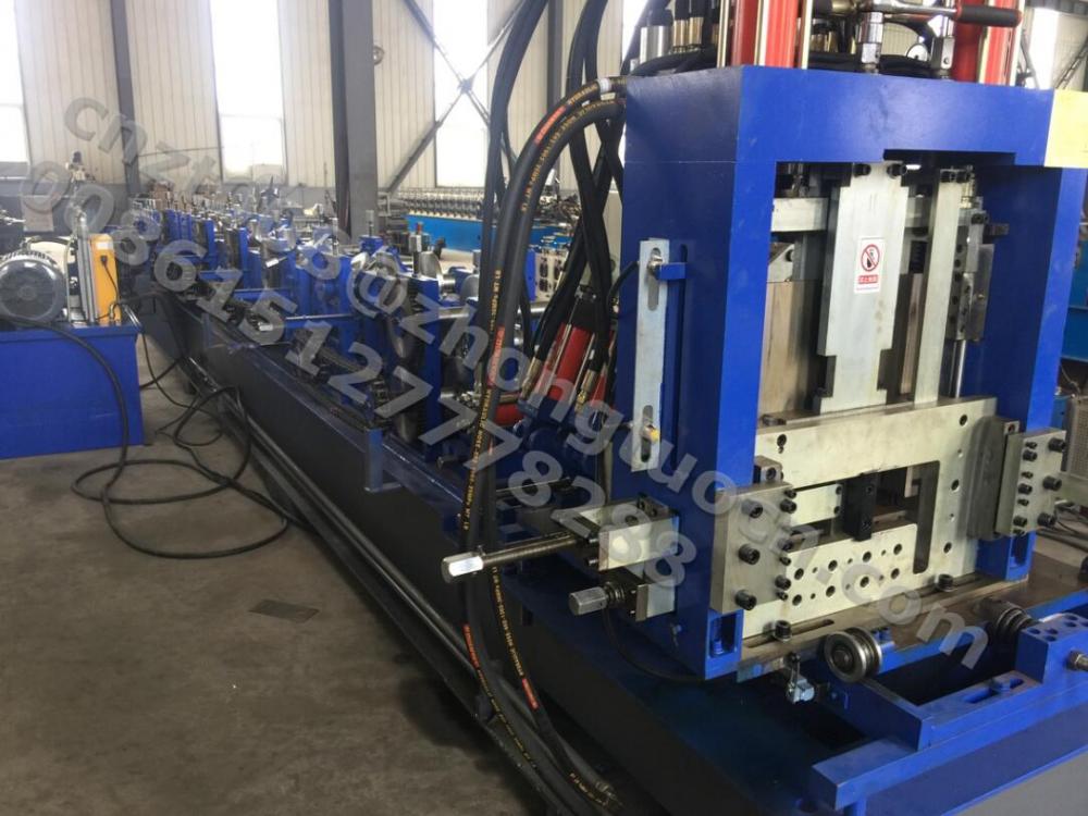 Adjustable CZ purlin roll forming machine