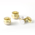 Plano de alta qualidade 15ml 30ml 50ml de revestimento UV de plástico com garrafas cosméticas de ouro acrílico e conjunto de jarra para cuidados com a pele
