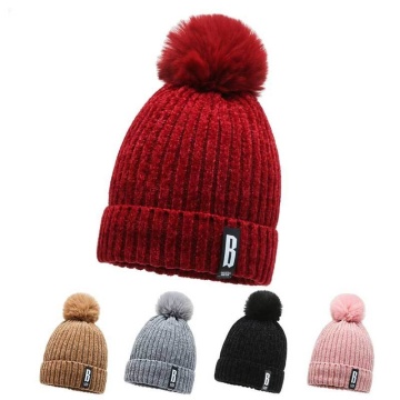 Vinterchenille stickad hatt med broderi logotyp för kvinnor