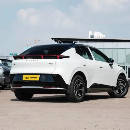 Lynk & Co Z20 2026 Model Pro