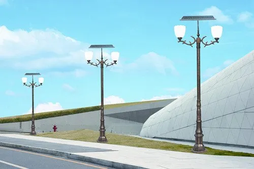 Outdoor Standing Lvd Solar Lamp With Solar And Wind Energy For Garden, Yard, Hotel