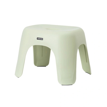 New Portable Folding Outdoor Stool - Retractable Injection Moulded Plastic for Easy Packing