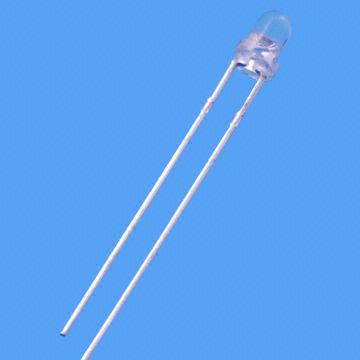 F3 White LED with Water Clear Lens, 30°, Super Bright, Compliant with the RoHS Directive