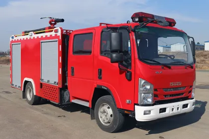 Isuzu 4CBM Foam Fire Truck