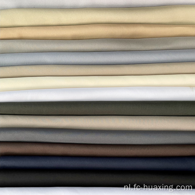 Moslimman Omani -stijl polyester abaya