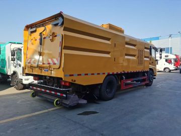 Advanced Vacuum Sweeper Truck for Efficient Cleaning