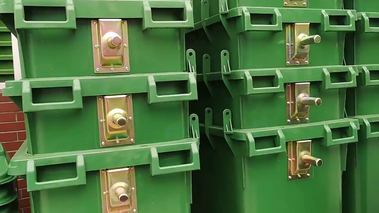 660L Square Plastic Trash Can for Outdoor Waste Management