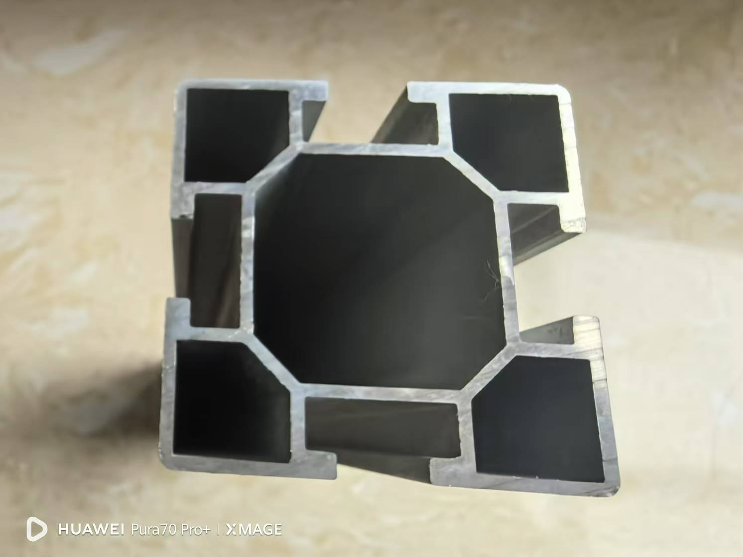 Anodized aluminum alloy extrusion rails