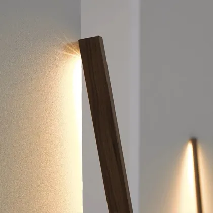 Nordic Solid Wood LED Floor Lamp for Bedroom and Living Room