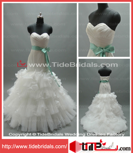 High Quality Mermaid Sweetheart Strapless Organza Bridal Gown Wedding Dress (LT5749)