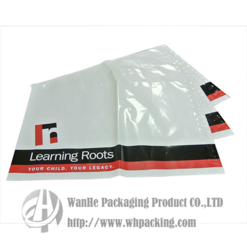 White black mailing bags plastic bags for clothes