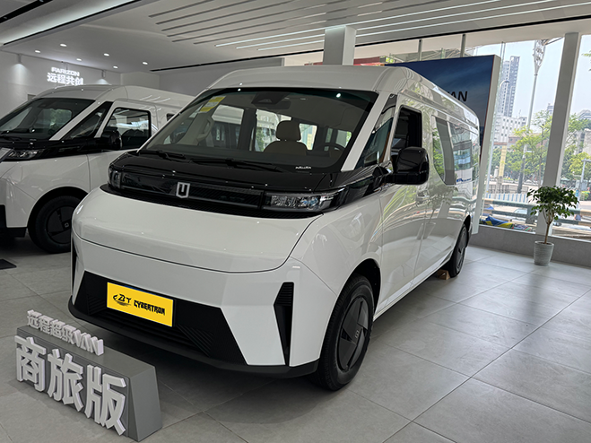 Geely Farizon Super VAN Yuecheng
