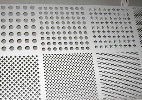 Aluminium Wire Mesh berlubang untuk konstruksi