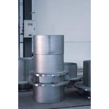 Цилиндровая часть больших промышленных сосудов под давлением