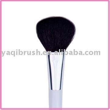 Large powder cosmetic brush 002