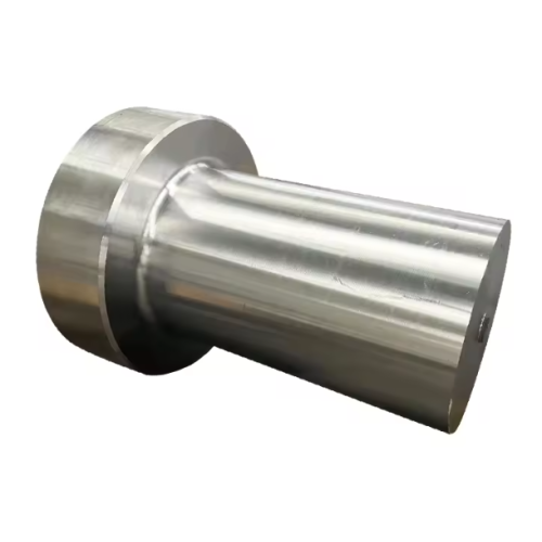 Pièce forgée avec précision en aluminium et carbone.