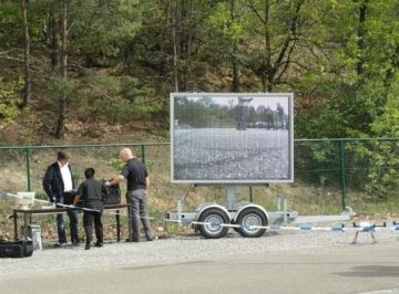 Outdoor Full Color Video P12 Rgb 281 Trillions Mobile Truck Mounted Led Screen