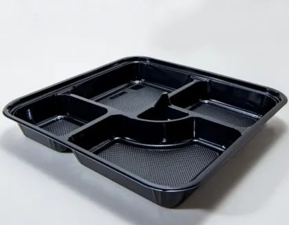 Disposable lunch box capable of microwave oven