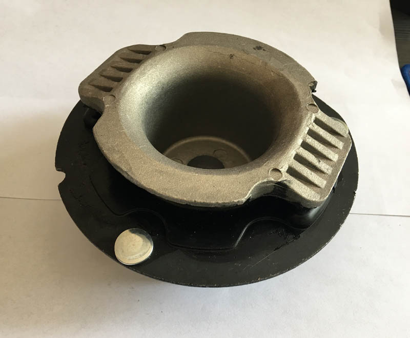 124 320 1444 Strut Mount For Benz