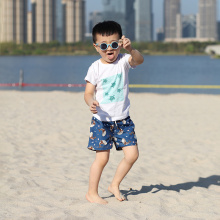 Pantaloncini da bagno per bambini con stampa digitale di pesci carino in poliestere