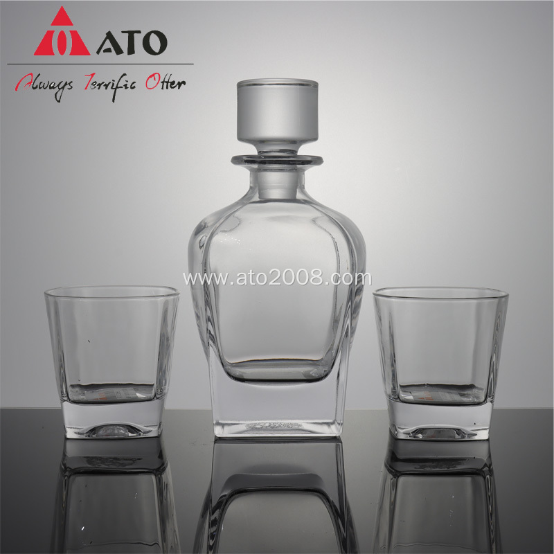 Lead FreeThick Bottom Clear Crystal Whiskey Decanter