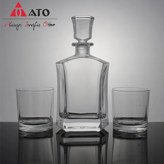 Elegant Clear Twist Glass Whiskey Decanter with Glass
