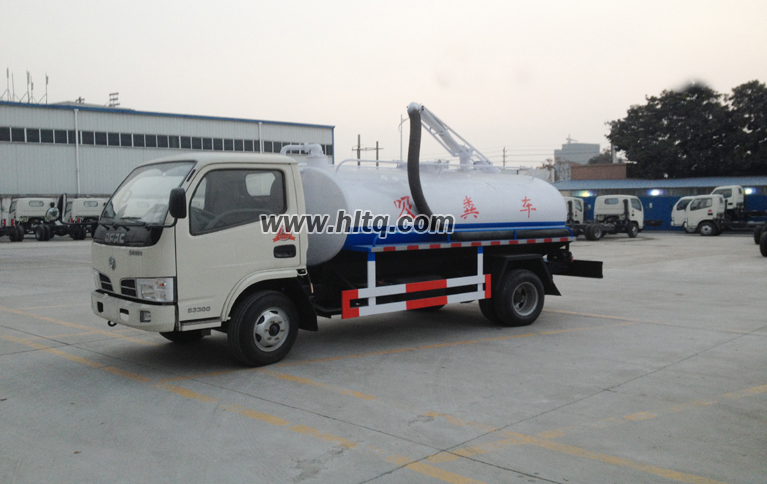 Fecal tank suction truck