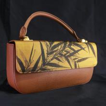 brown leather tote bag