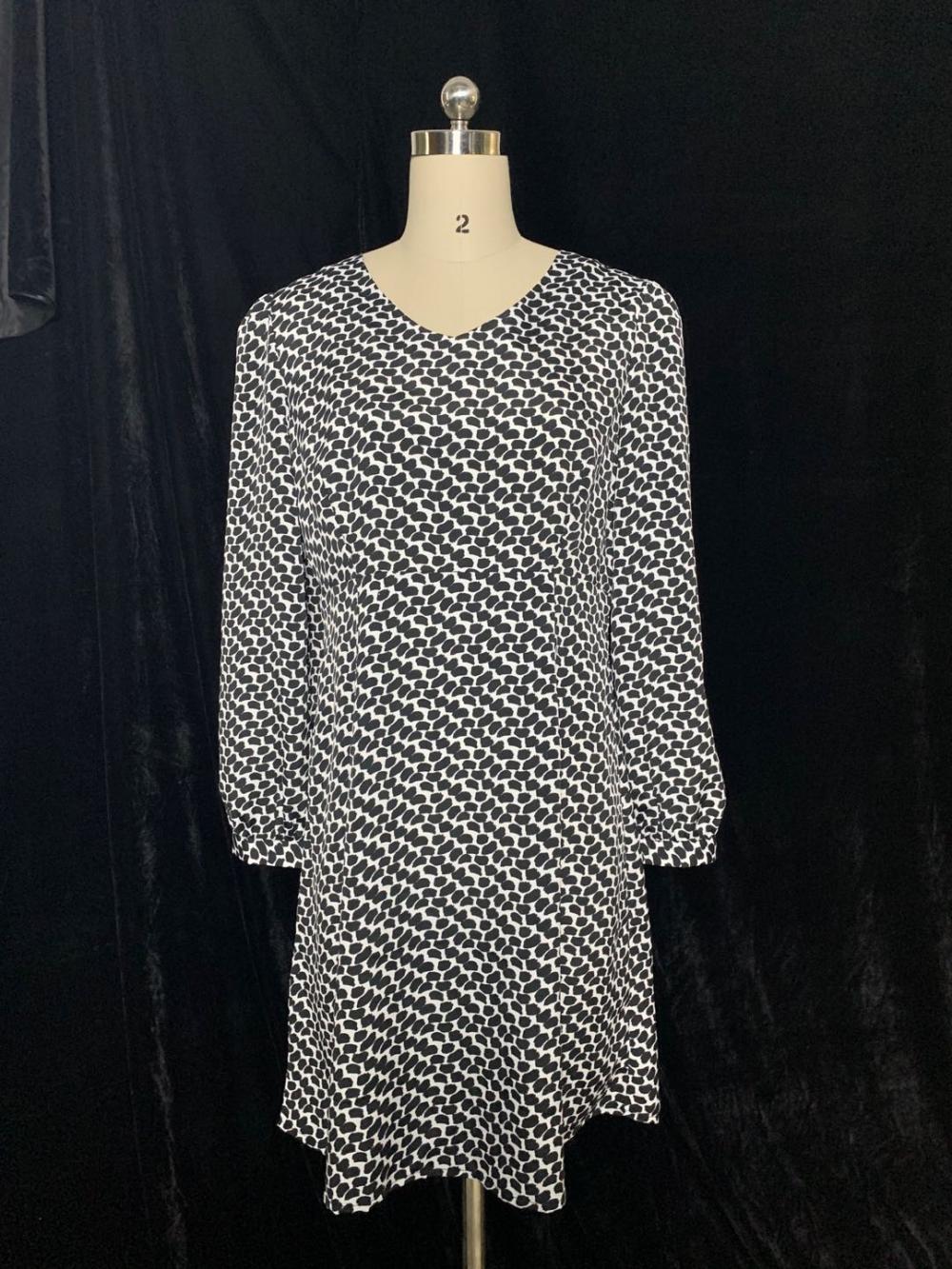 Black V-Neck Long-Sleeved Dress For Women