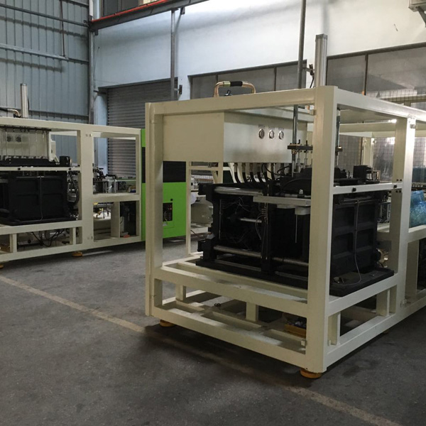 Plastic Bottle Blow Molding Machine