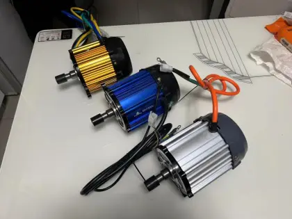 Arc motor magnet for electric tricycle