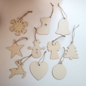 Christmas Wood Chip Pendants - 10 Piece Package with Twine for DIY Decorations