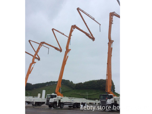 Hot Sale Chinese Heavy Duty ZOOMLION 63X-6RZ Concrete Pump