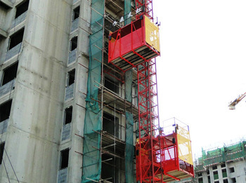 FTH Building rack and pinion hoist