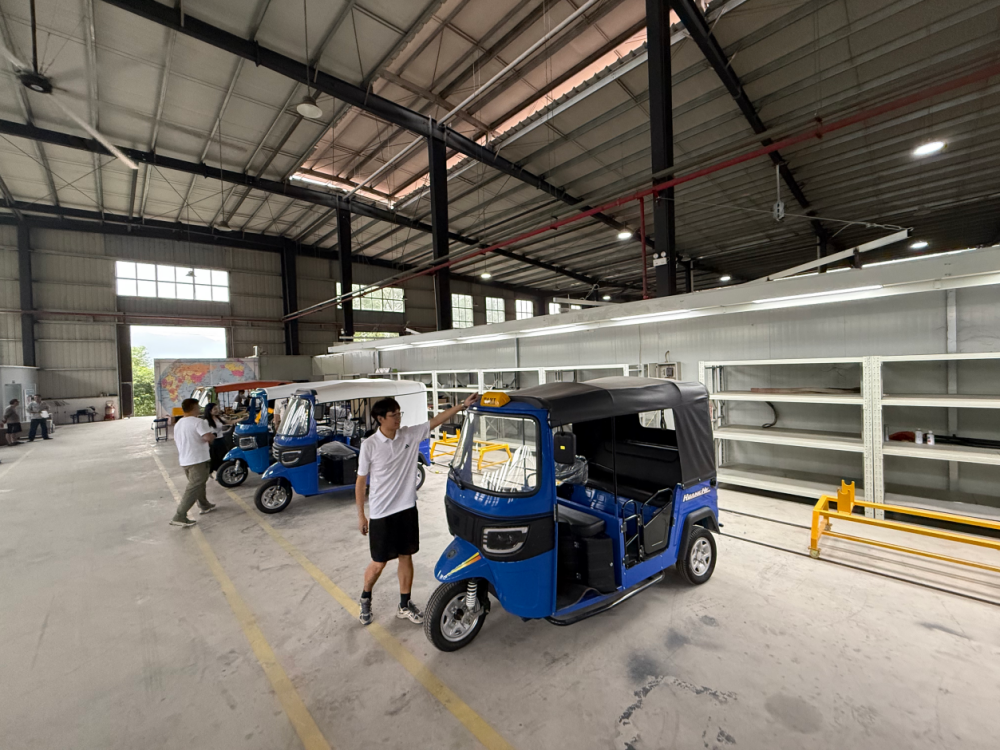 prototype passenger tricycles