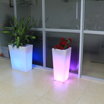 Vaso di fiori decorativo a LED per arredamento hotel