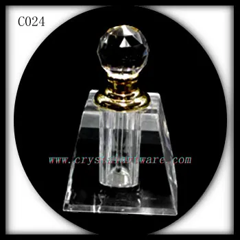 Nice Crystal Perfume Bottle C024