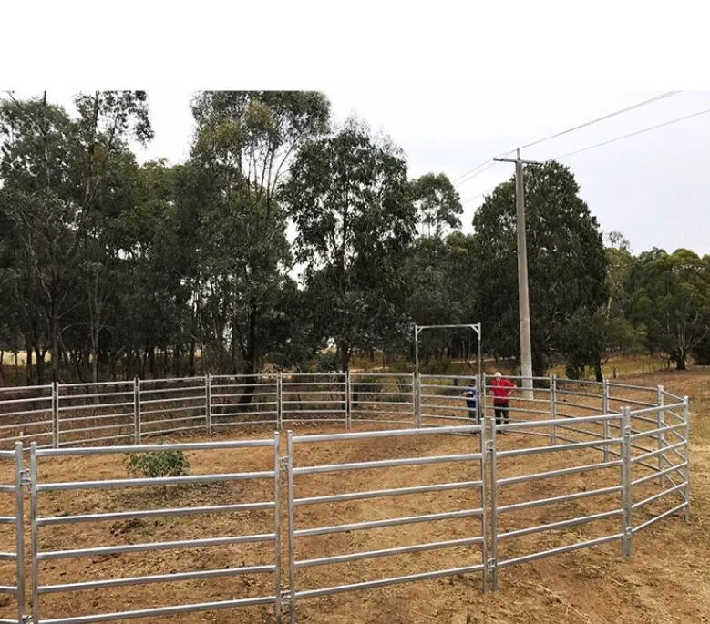 Pannelli di recinzione del bestiame agricola di alta qualità in acciaio di sicurezza in metallo in vendita in vendita