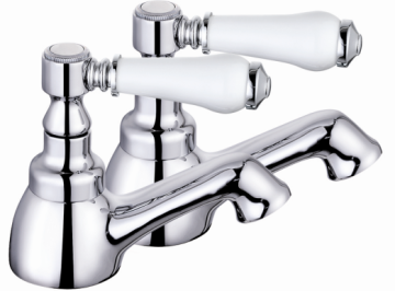 tradiational bath tub brass faucet tub filler deck-mount