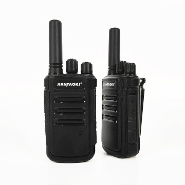 De haute qualité 16 canaux 3 km à longue portée FCC Certifié à deux voies Walkie Talkie