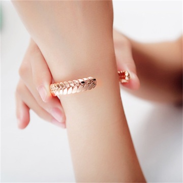 Tarweblad rose gouden armband aangepaste groothandel
