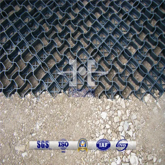 Water-soluble high strength uniaxial warp-knitting polyester geogrid