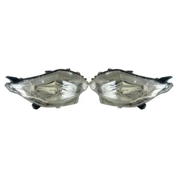 Auto Parts for Mitsubishi TRITON L200: Lighting System Car Headlights Headlamps (8310C739 8310C740) - 2015