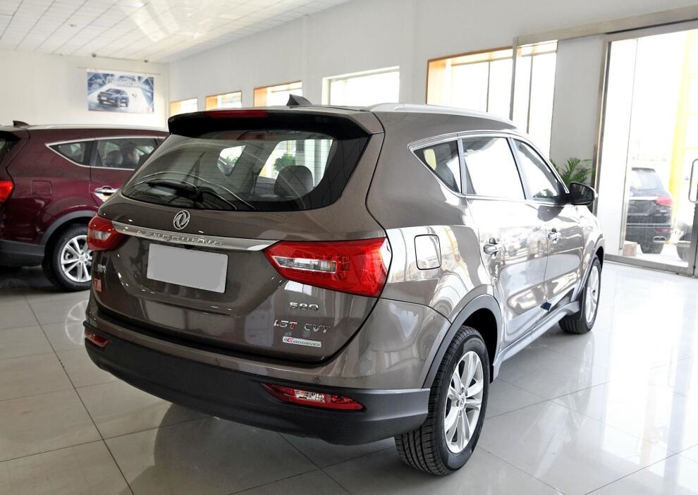 DONGFENG Glory 580 LHD 5 مقاعد SUV