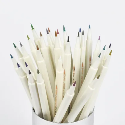 Set of 30 Metallic Calligraphy Brush Marker Pens for DIY Projects